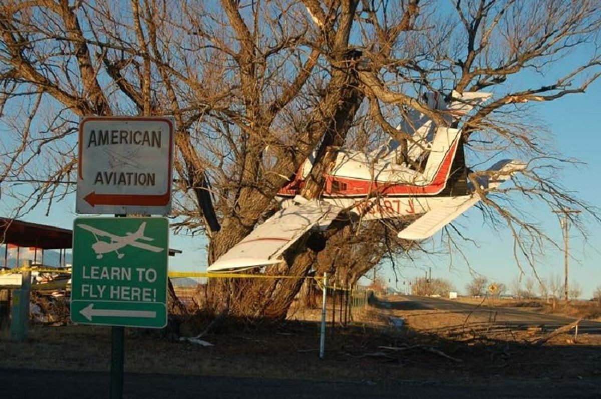 crashed plane