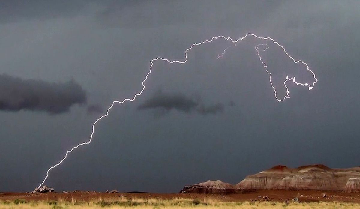 Did Lightning Shock a Teacher's Laptop During Online Class?