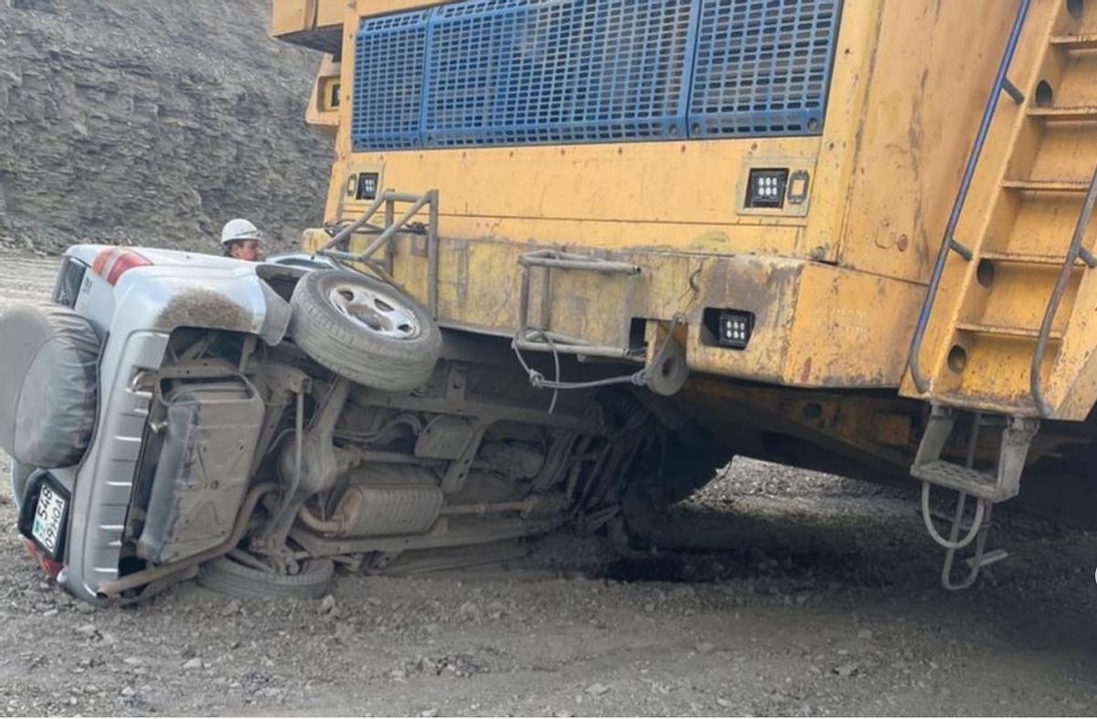 Dash Cam Captures Huge Construction Truck Crushing Occupied SUV