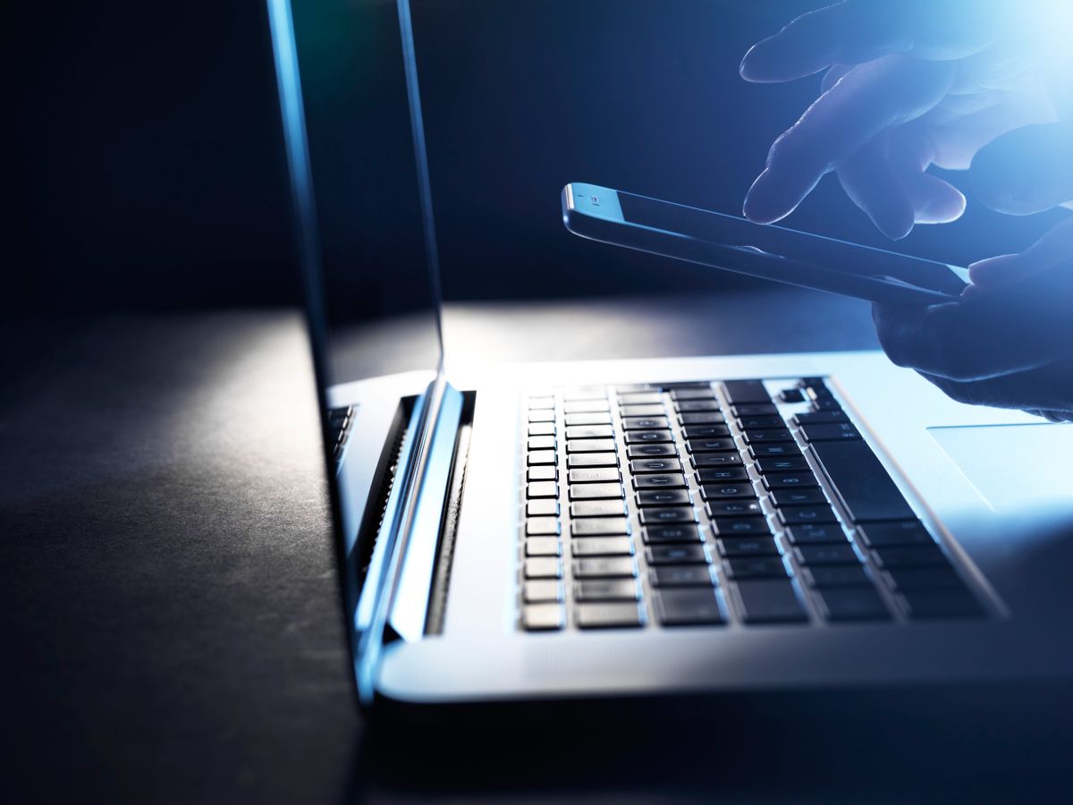 A Facebook scam showed pictures of Ellen DeGeneres and promised $750 or $1,000 Cash App prizes.
