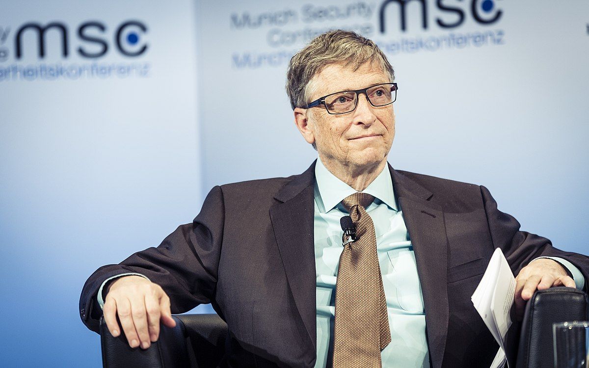 bill gates buying farmland