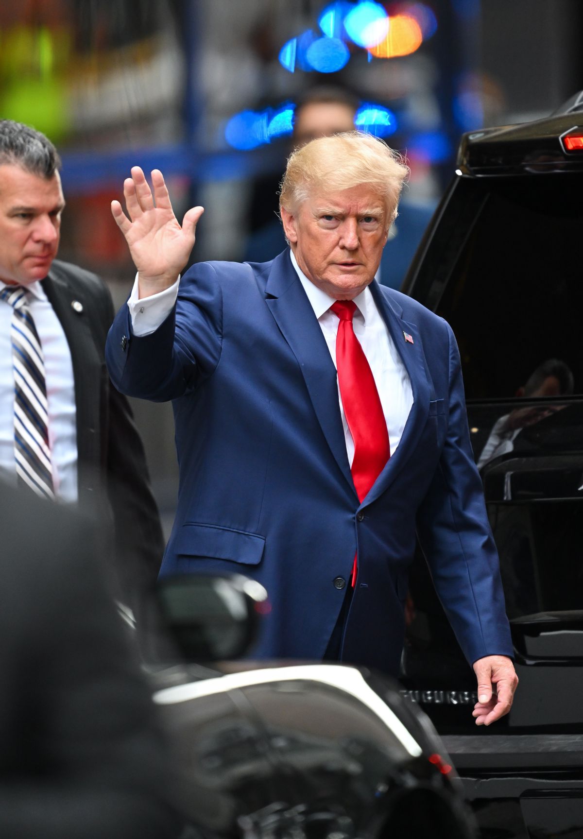 A tweet said Donald Trump is telling all his supporters to boycott the midterm elections because of how the DOJ is treating him so unfairly.