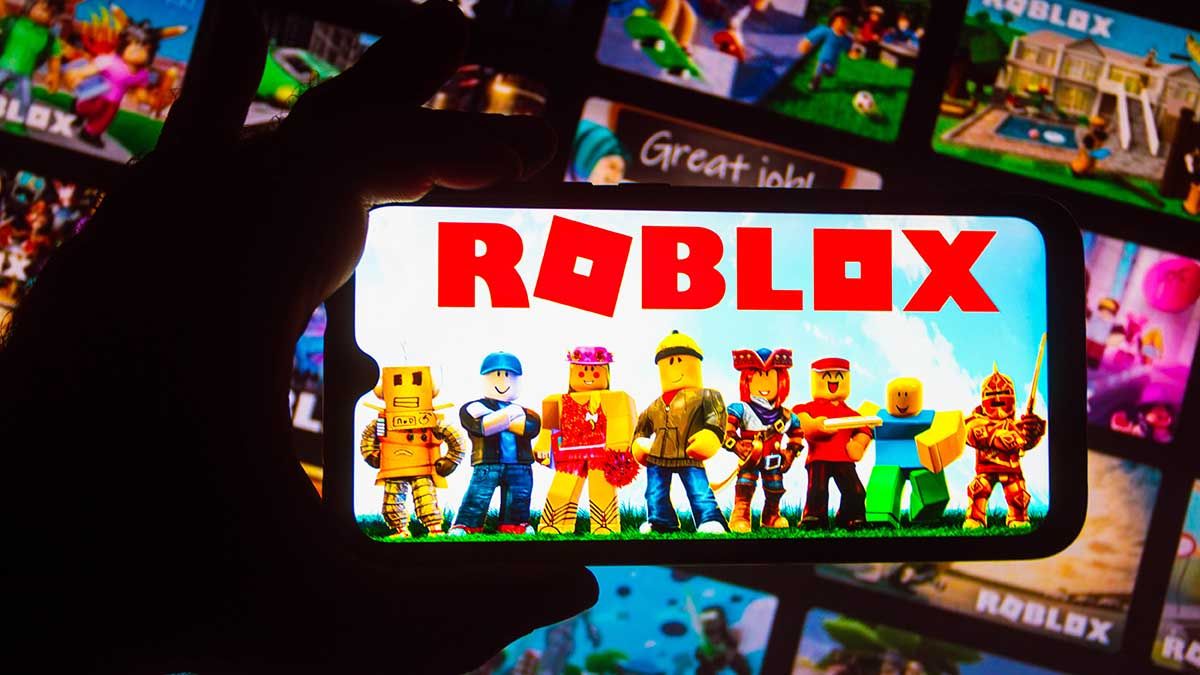 Concerned parents claimed on Facebook that children were receiving instructions for a suicide and self-harm game within Roblox.