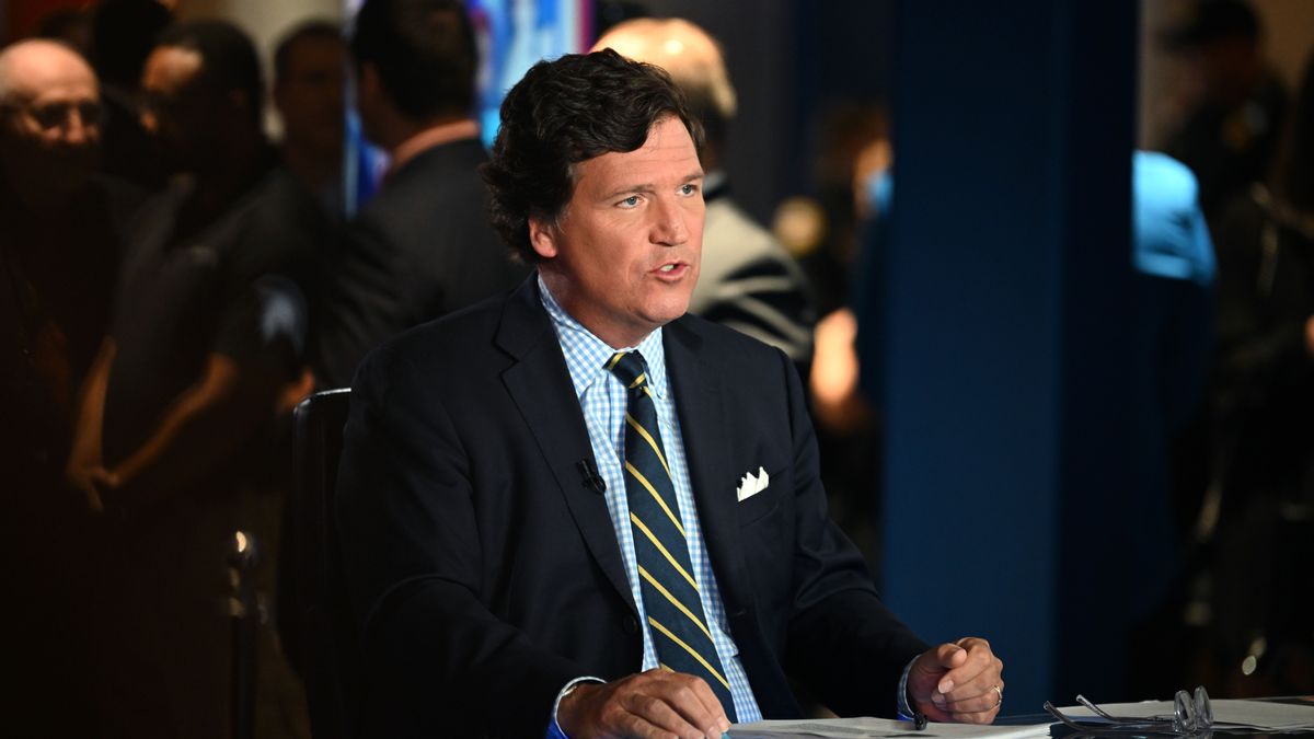 Tucker Carlson did not storm off in the middle of an interview, nor did he ever endorse CBD gummies.