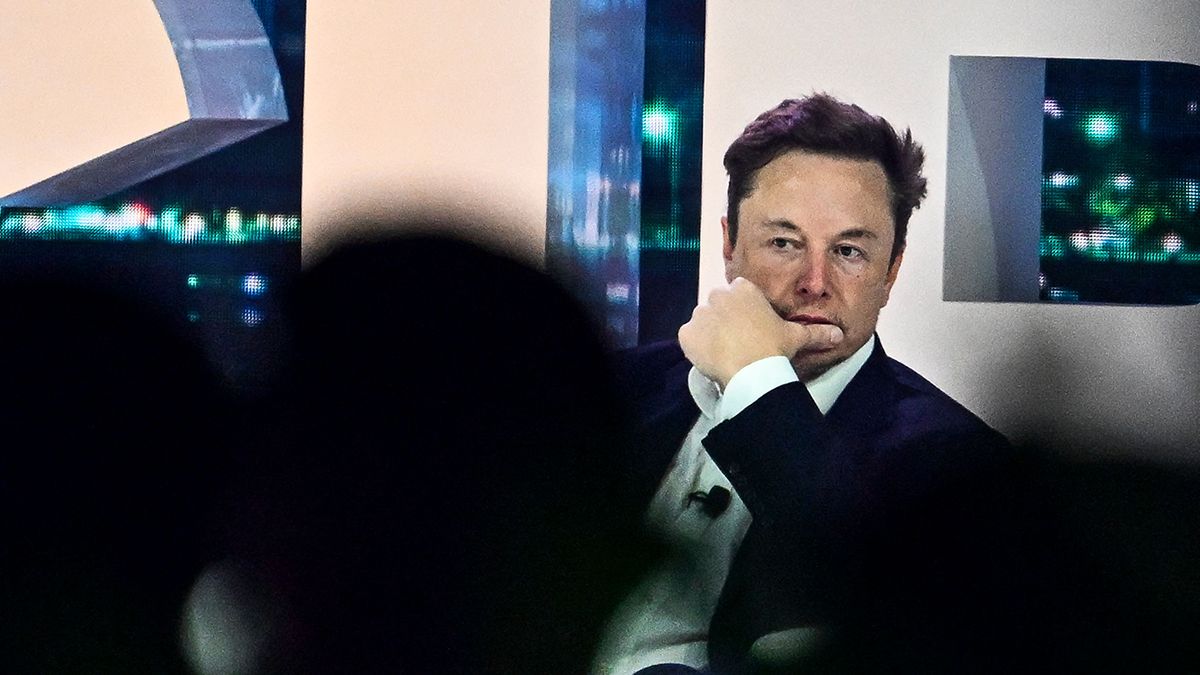 Elon Musk never tweeted for Jeffrey Epstein to rest in peace or RIP.