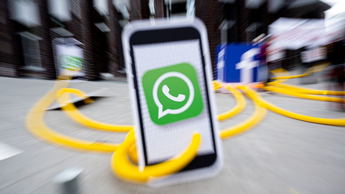A Seismic Waves Card rumor was shared on WhatsApp that claimed a file disguised as photos of Jewish settlements could hack users phones.