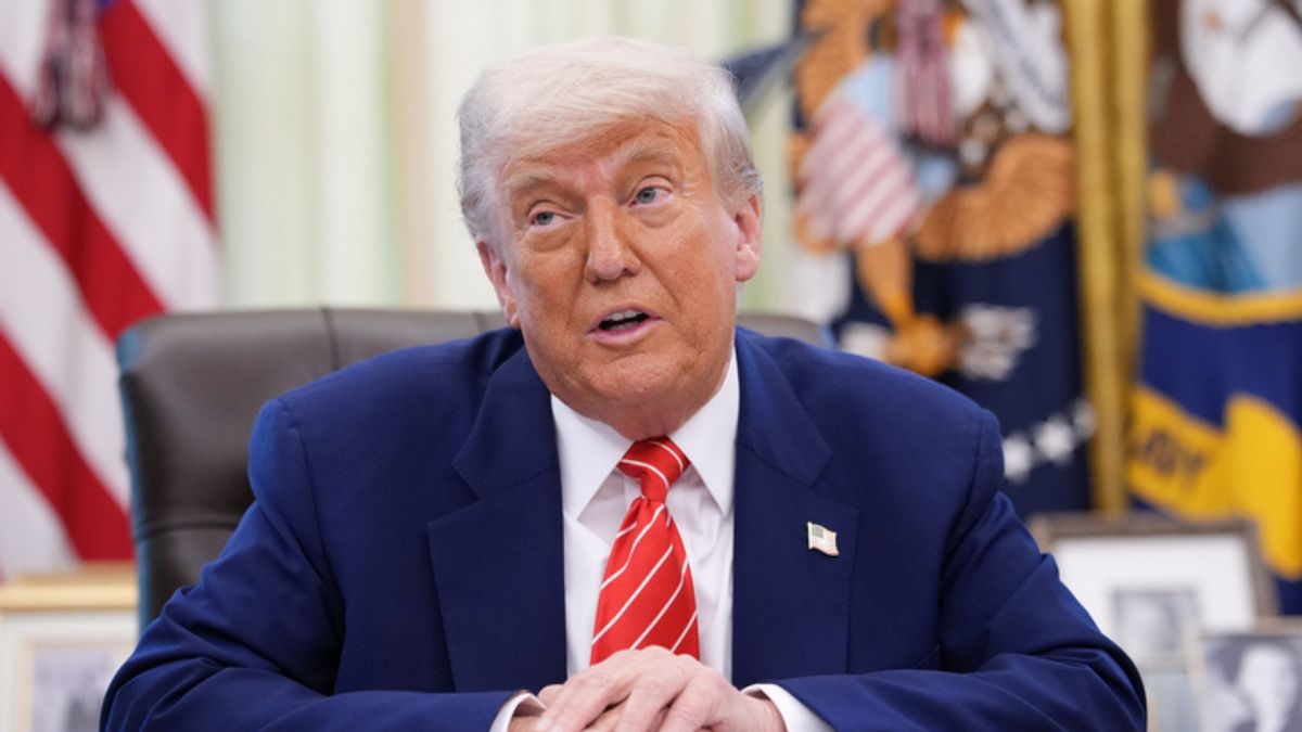U.S. President Donald Trump speaks to reporters in the Oval Office of the White House on May 30, 2025 in Washington, DC.