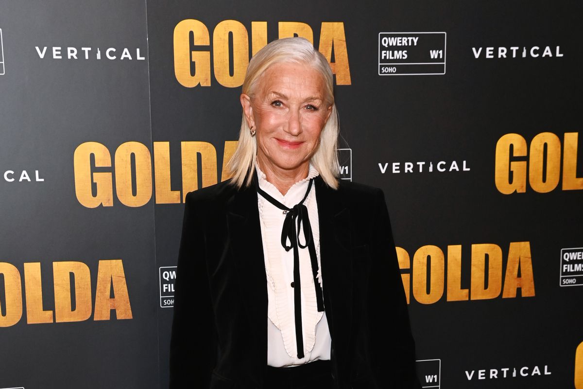 Image shows actress Helen Mirren at an event.