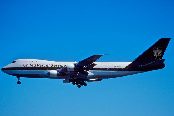 UPS Plane