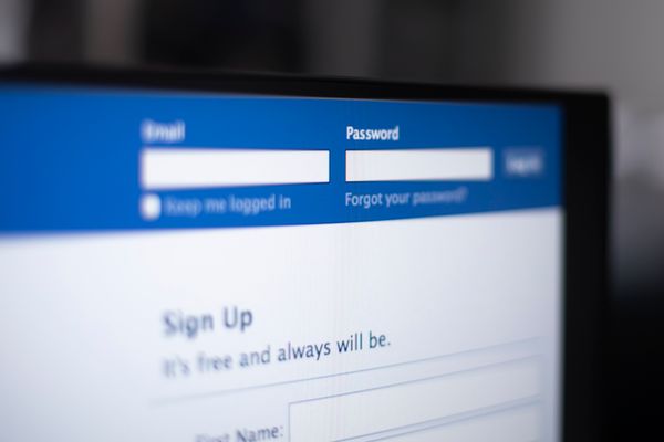 facebook hacker warning friend request