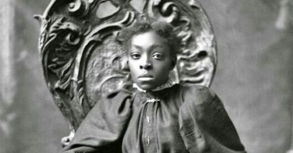 Julia Richardson, 1898
