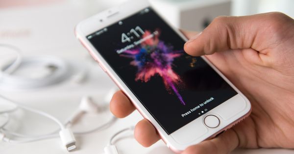 Did a Young Girl Disconnect her Grandfather's Life Support to Plug in her Phone’s Charger?