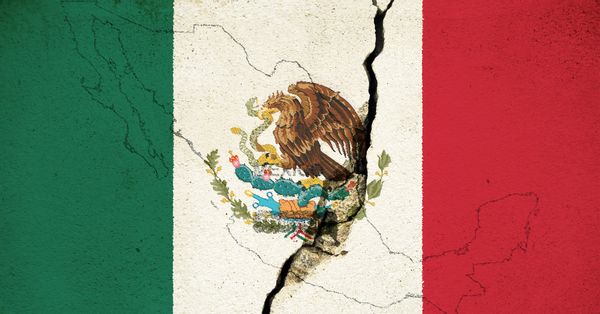Cracked image of Mexican flag