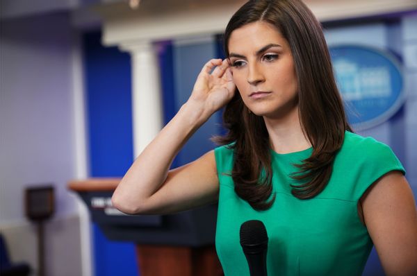 kaitlan collins cnn insane mansions check out these news anchors house apartment home live lives lived