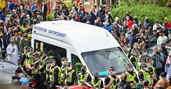 "Neighbors in Glasgow surrounded a van that was attempting to arrest a family of immigrants in their neighborhood. A proud day in Scotland!"