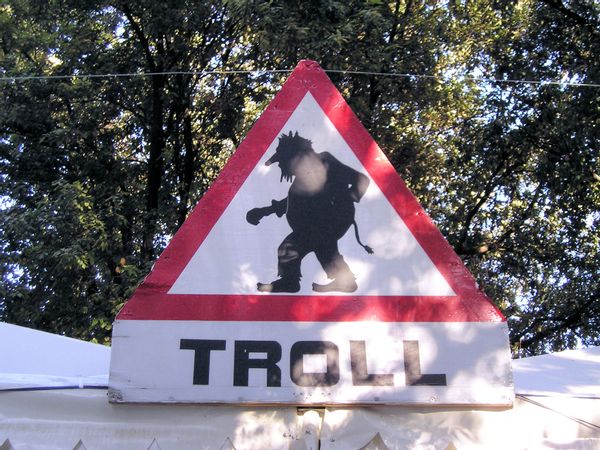 troll warning sign