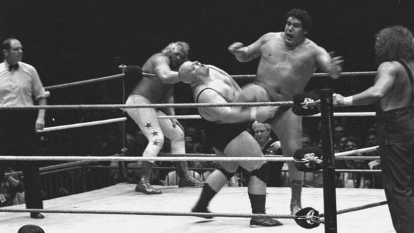 An image shows wrestler André the Giant portraying Bigfoot on the show "Six Million Dollar Man" in 1976.