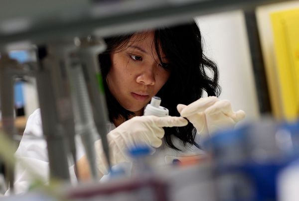 New State-Of-The Art Laboratory Gets To Work On AIDS Vaccine