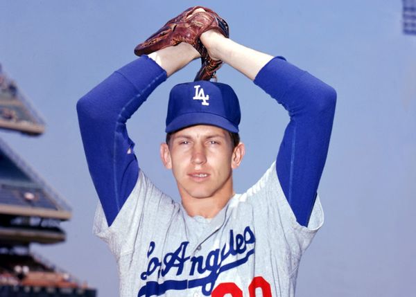 Don Sutton of the Los Angeles Dodgers