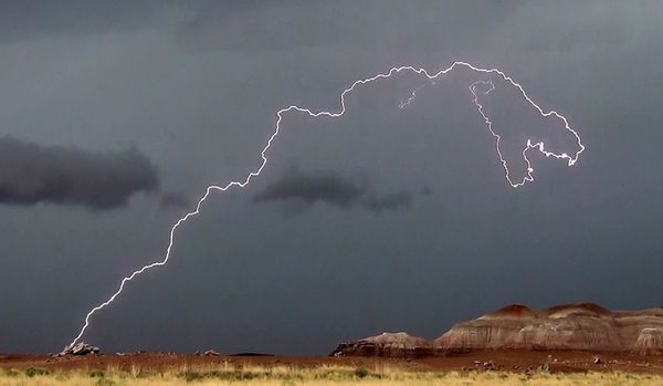 Did Lightning Shock a Teacher's Laptop During Online Class?