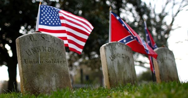 Flag, Symbol, Tomb
