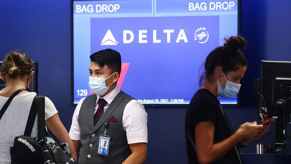 A rumor says that the CDC disregarded health and science and that a letter from the Delta Air Lines CEO was the reason the agency reduced COVID-19 breakthrough isolation and quarantine from 10 days to 5 days.