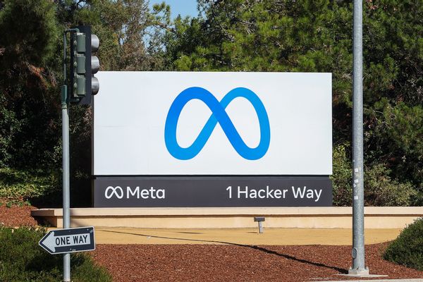 Snopes uncovered a crypto scam on Facebook and Messenger on a page called Tina's Finance and Meta did nothing to stop it despite being notified.