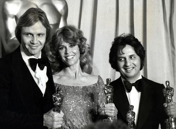 According to a tweet the Oscars and Academy Awards didn't offer closed captions until 2021.