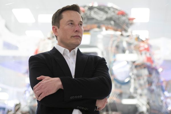 There's no record that Elon Musk said the words in the quote I hate when people confuse education with intelligence or you can have a bachelor's degree and still be an idiot.