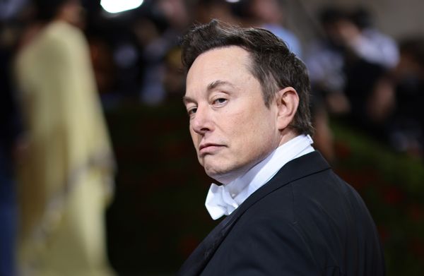 A picture of Joy Behar said that Elon Musk issued a tender offer to buy The View outright for $17 and a coupon for a free appetizer at Applebee's.