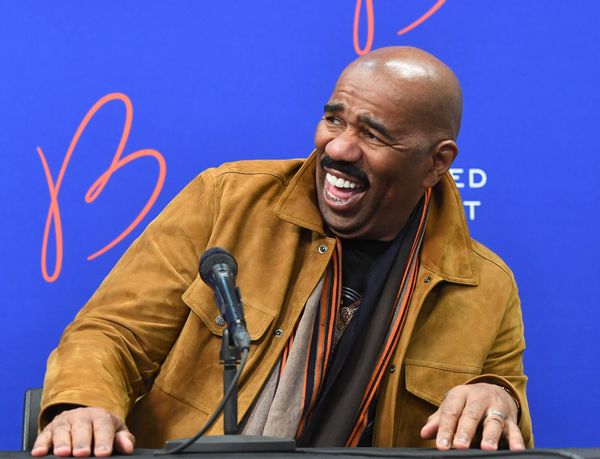 A Facebook ad claimed that Steve Harvey will say goodbye to Family Feud and would be leaving the show after endorsing Condor CBD Gummies and included the words the famous host could not be allowed to go back.