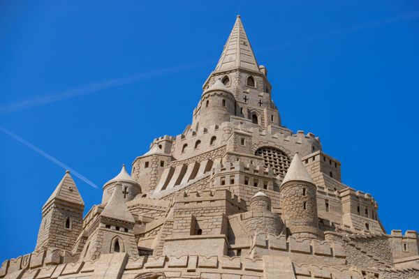 Building a sandcastle comes down to the right mix of those three ingredients.