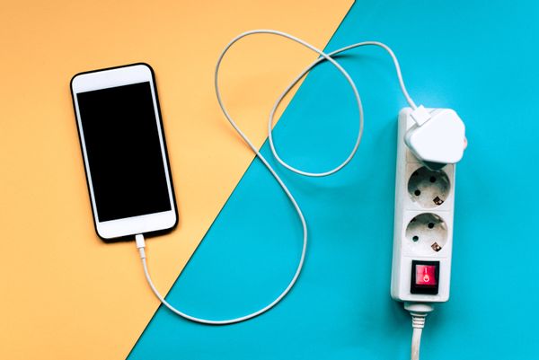 Do Cell Phones Emit More Radiation When Charging Than While in Use?