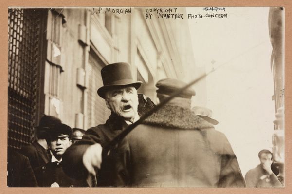 According a false meme JP Morgan orchestrated the sinking of the Titanic as a way of ensuring that the Federal Reserve be created and that three prominent men perish in the sea.