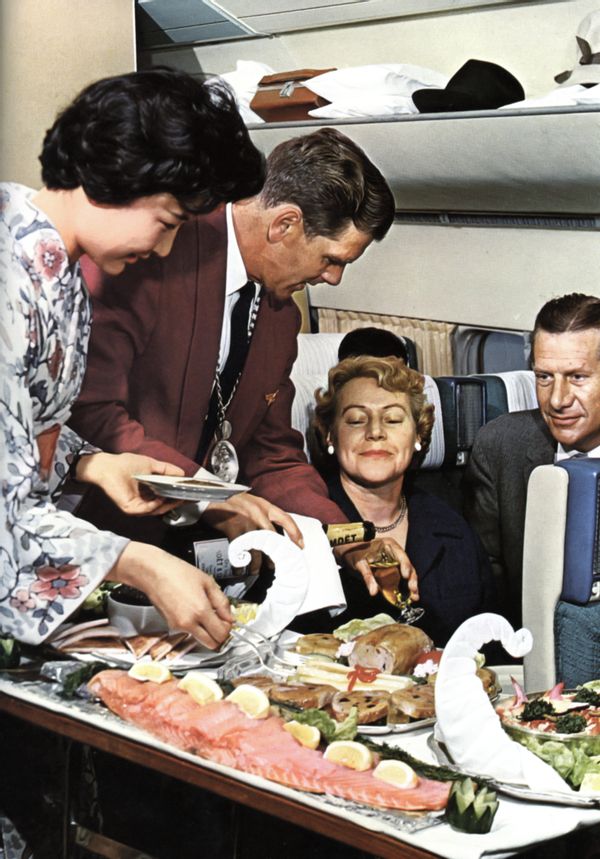 Scandinavian Airlines passengers were treated to luxury and high-class foods in past decades.
