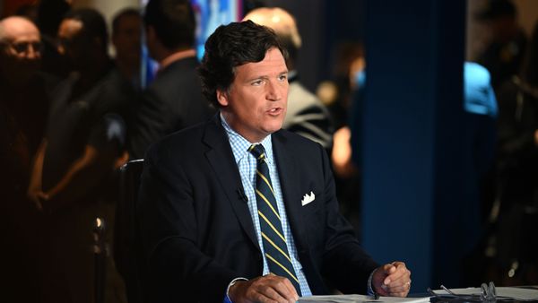 Tucker Carlson did not storm off in the middle of an interview, nor did he ever endorse CBD gummies.