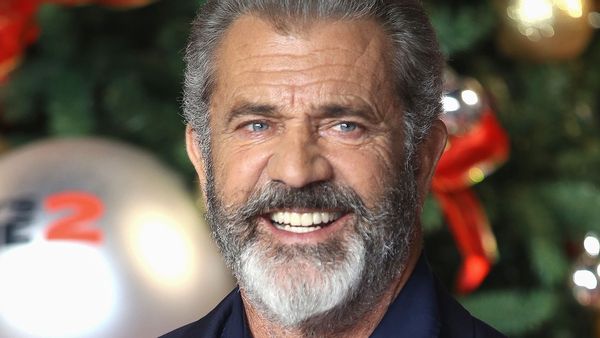 Mel Gibson did not expose Oprah Winfrey regarding anything about Hollywood elites or Sound of Freedom.