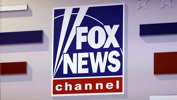 A guest on a Fox News show repeated a hoax claim that said 100 migrants had attacked a security guard at a Home Depot store in Chicago.