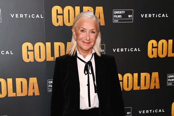 Image shows actress Helen Mirren at an event.